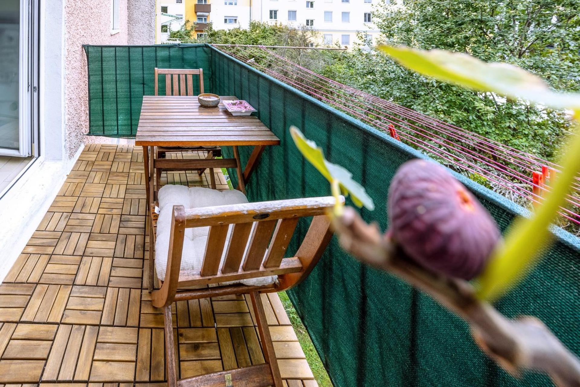 Sunny Citycenter - Main Station Apartment