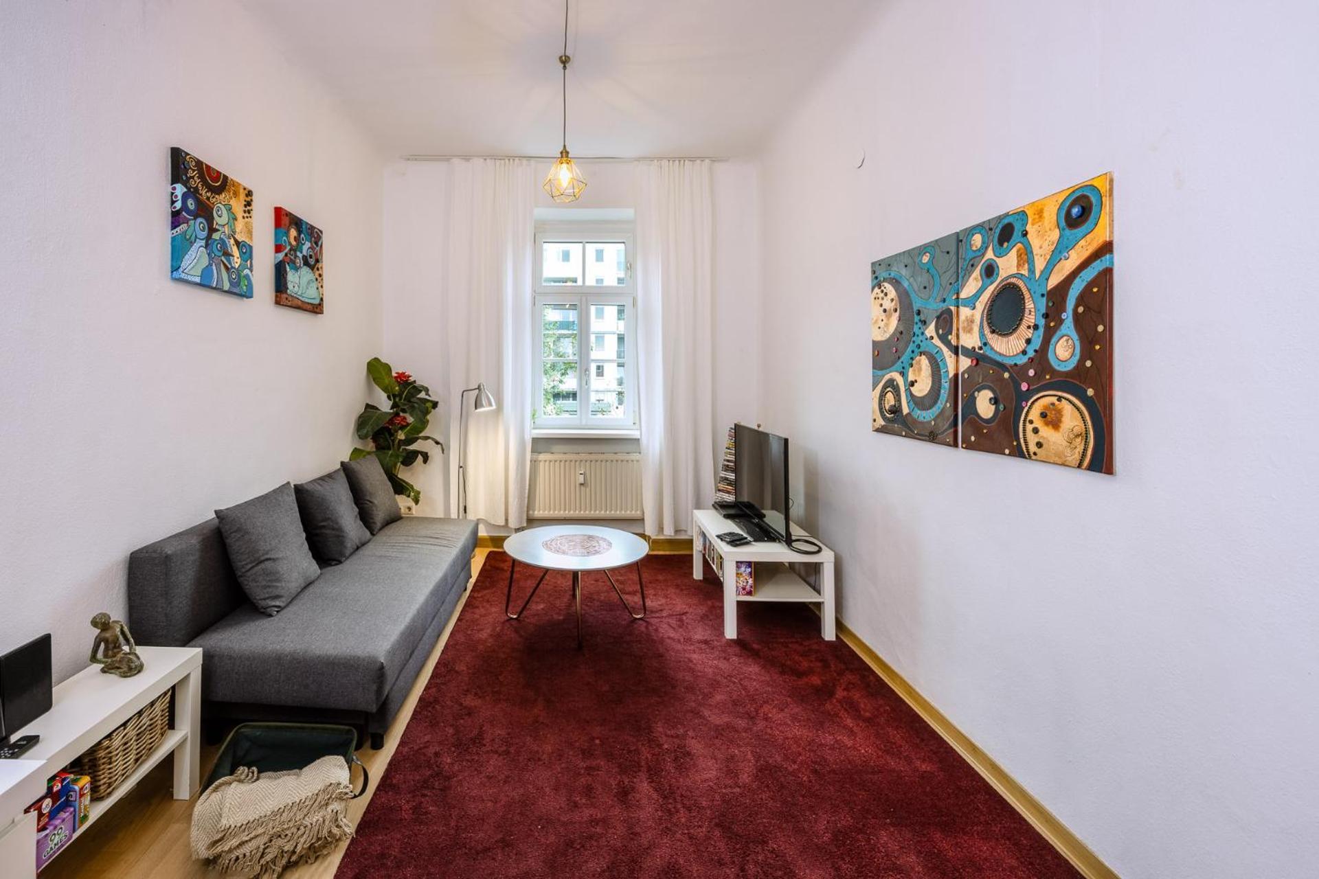 Sunny Citycenter - Main Station Apartment